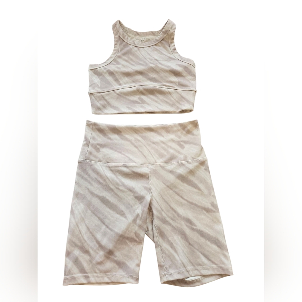 Harmony and Balance Cream/White Striped Sports Bra and Short Set Women's Size S